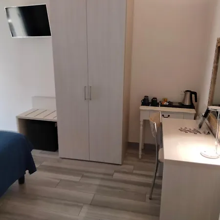 Casa de hóspedes Bed End Breakfast Mary's Tower Bolonha